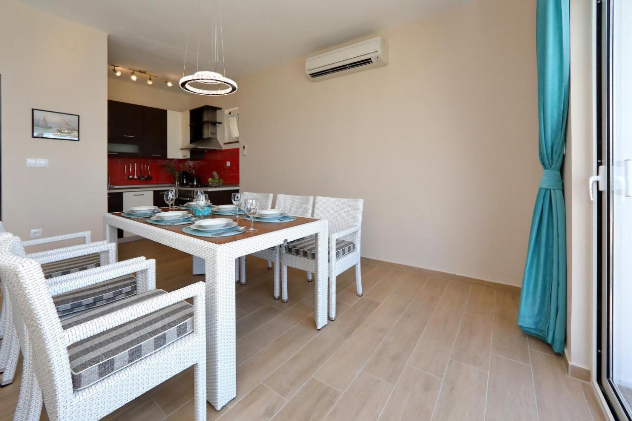 Aqua Cabana Bibinje Exterior foto